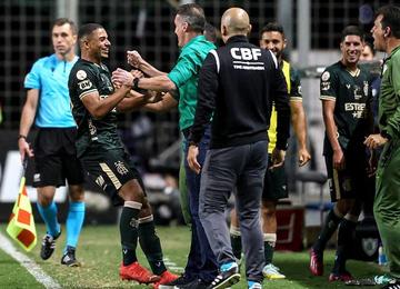 Técnico elogiou postura aguerrida e vibrante do Coelho na classificação pela Copa do Brasil e na vitória contra o Corinthians