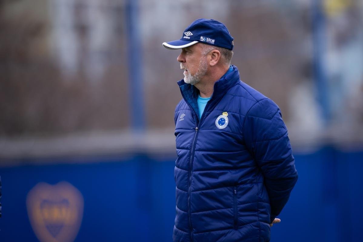 De olho em jogo contra o River Plate pela Copa Libertadores, Cruzeiro treinou na tarde desta segunda-feira no CT do Boca Juniors