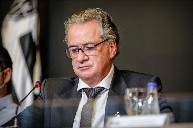 Presidente do Atltico, Srgio Coelho testou positivo para COVID-19 em janeiro de 2021 e se tornou o 34 caso da doena divulgado publicamente pelo clube.