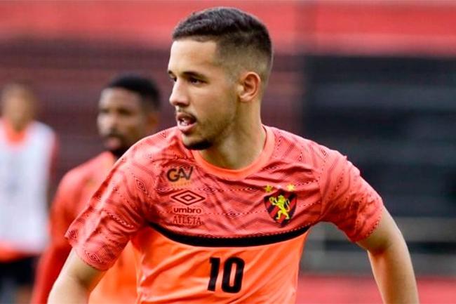 Pedro Henrique teria sido escalado de forma irregular pelo Sport