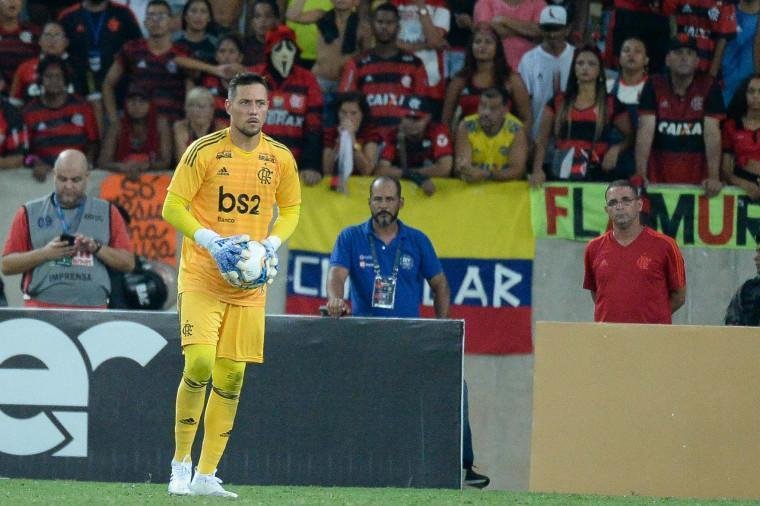Diego Alves (Flamengo): goleiro, 33 anos, cinco jogos