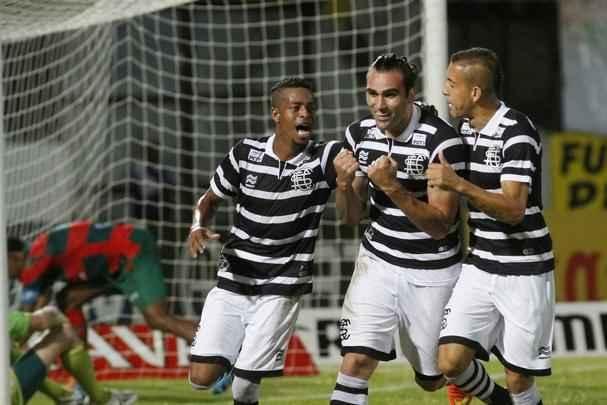 Em 2014, a Penalty ainda seguiu com a linha de inovar em uniformes do Tricolor e apresentou uma camisa nas cores preta e branca em homenagem ao centenário coral