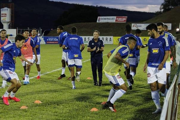 Cruzeiro buscou empate no fim da partida contra o Patrocinense 