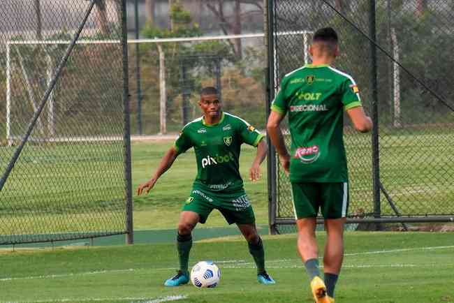 Amrica treinou no CT do Palmeiras na vspera do confronto com o Timo em So Paulo