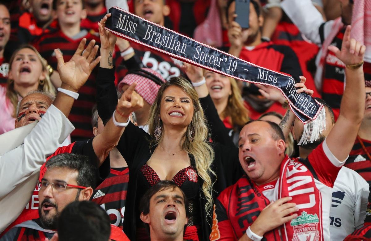 Torcidas de Liverpool e Flamego na final do Mundial de Clubes, em Doha, no Catar
