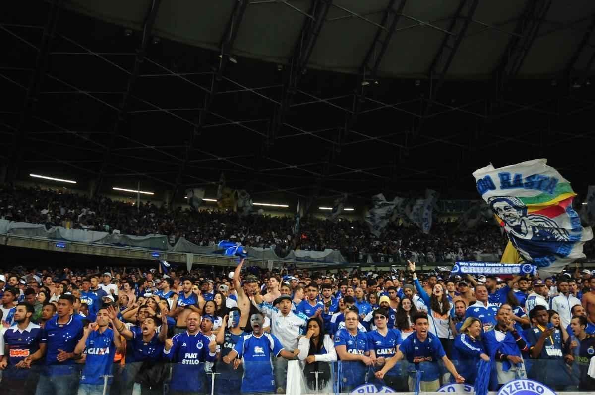 No segundo tempo, muita vibrao com o gol marcado por Hudson