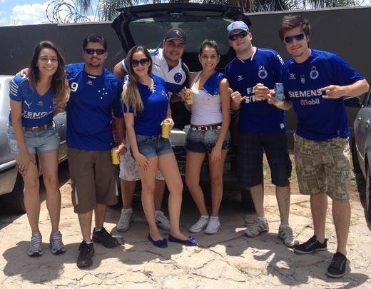 Com Ana Claudia , Matheus Suzana , Marcelo , Tatiana , Thiago e Pedro