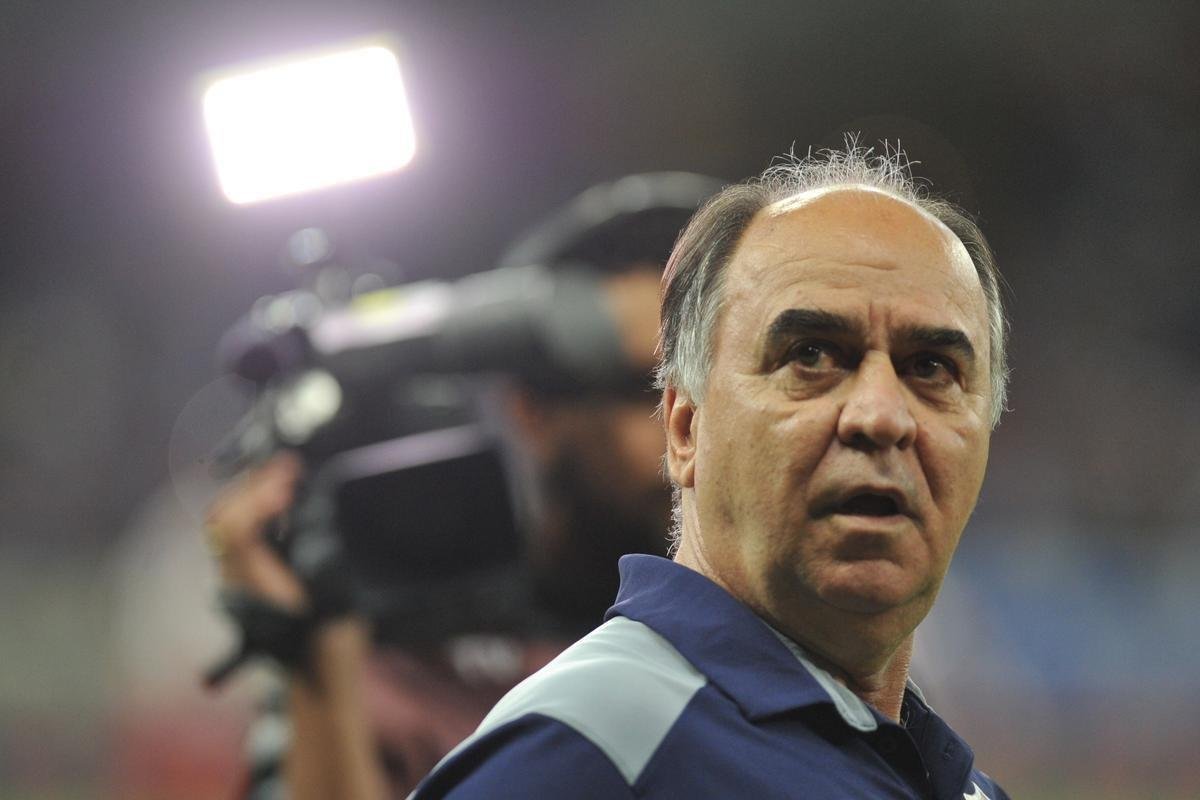 Marcelo Oliveira trablhou no Cruzeiro de 2013 a 2015. Est desempregado