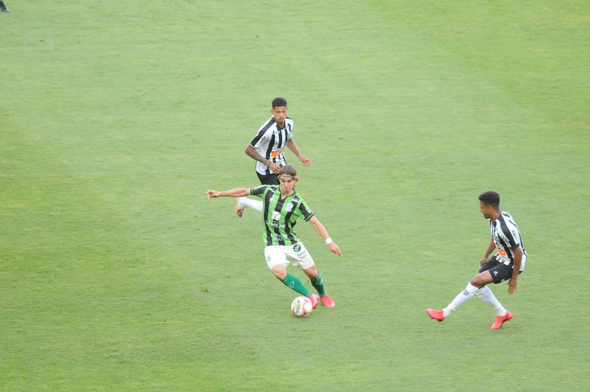 Fotos do clssico entre Atltico e Amrica neste domingo, no Mineiro, pela semifinal do Campeonato Mineiro