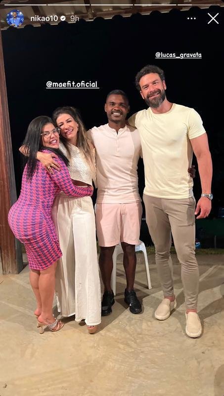 Grande parte dos jogadores do Cruzeiro passaram a noite de R�veillon em fam�lia, enquanto outros optaram por celebrar a virada do ano na praia.