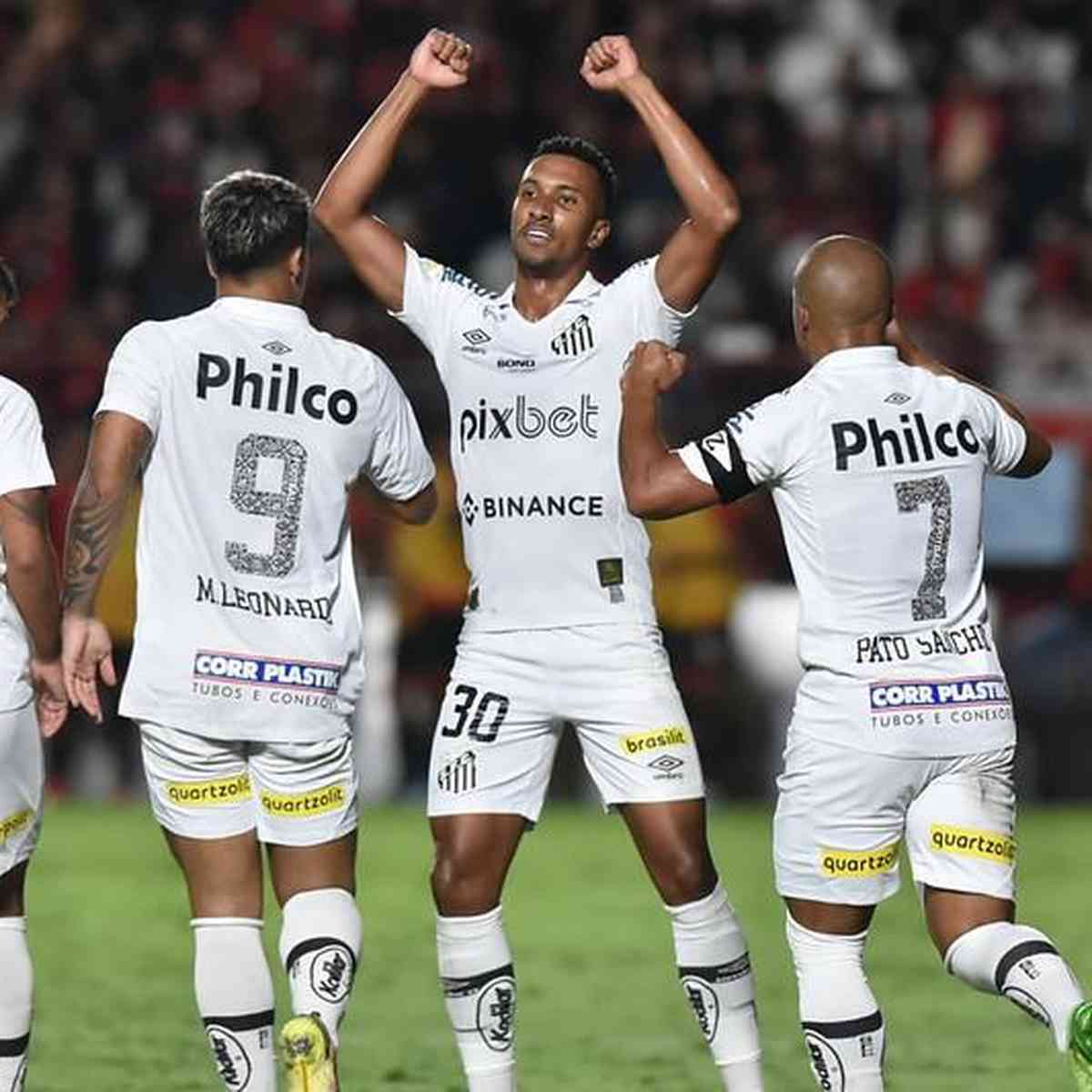 Brasileirão: Santos e Inter empatam em jogo com golaço de Lucas Lima -  Superesportes