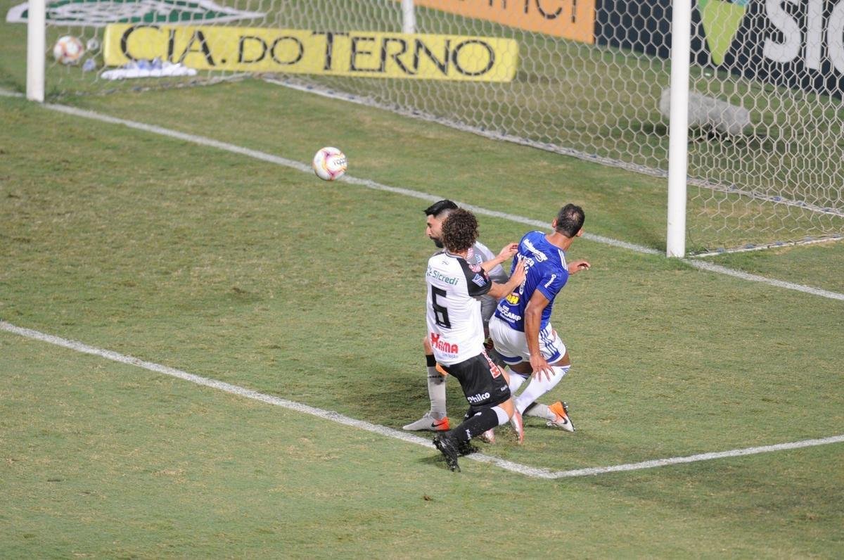 Cruzeiro x Operrio: fotos do jogo pela 36 rodada da Srie B