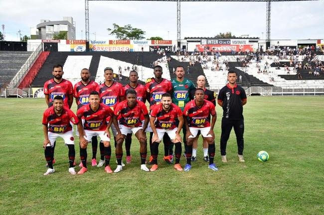 Fotos da derrota do Pouso Alegre para a Inter de Limeira. A equipe paulista venceu o duelo por 3 a 0, no Est�dio Major Levy Sobrinho, em Limeira, pela segunda rodada da S�rie D