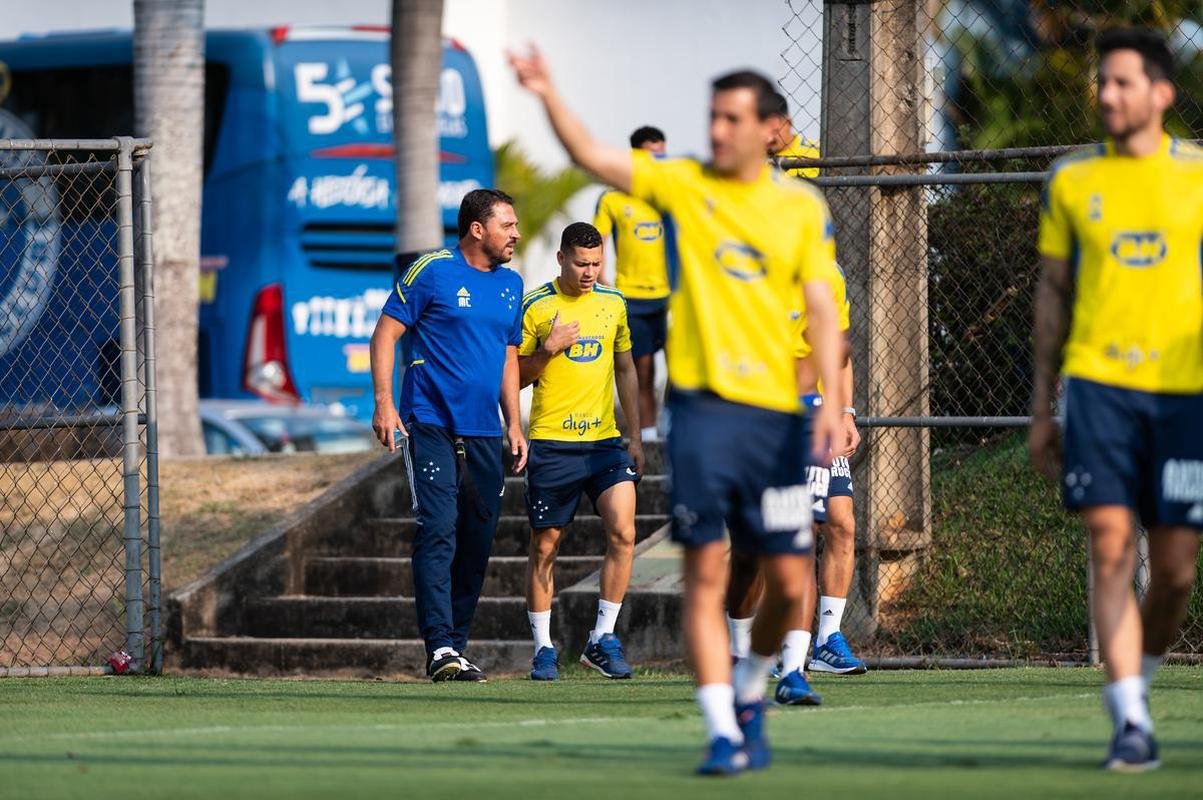 Fotos do treino do Cruzeiro desta segunda-feira (27/9)