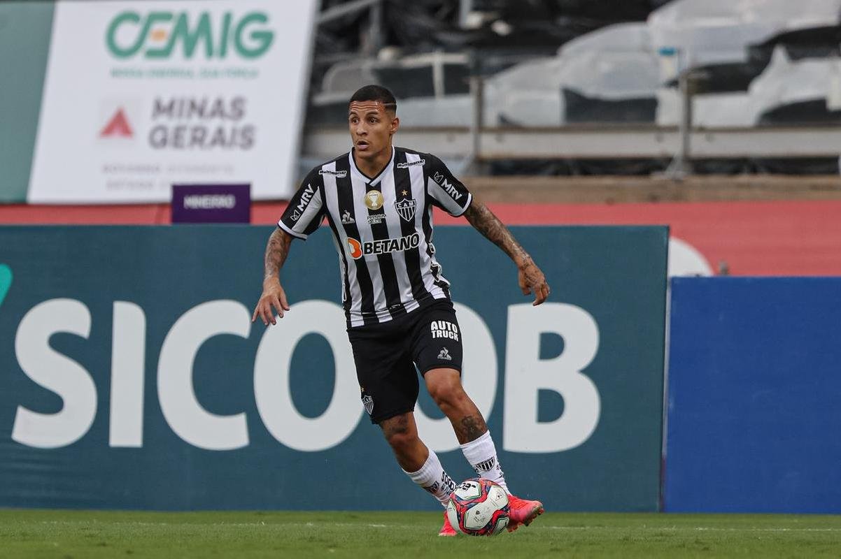 Guilherme Arana - Lateral-esquerdo est em fase final de recuperao de leso