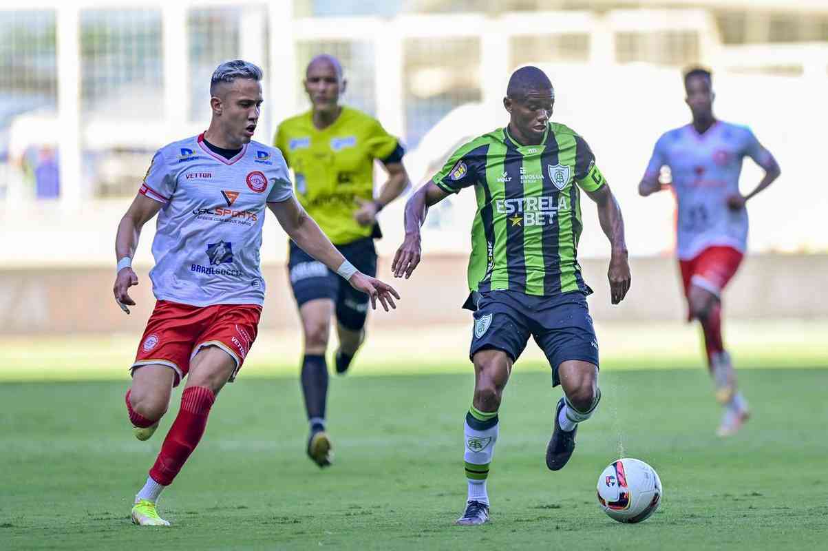 LANCE! Rápido: A festa da torcida em Montevidéu, líder em campo pelo  Brasileirão e mais! - 20.nov - Edição 15h - Vídeo Dailymotion