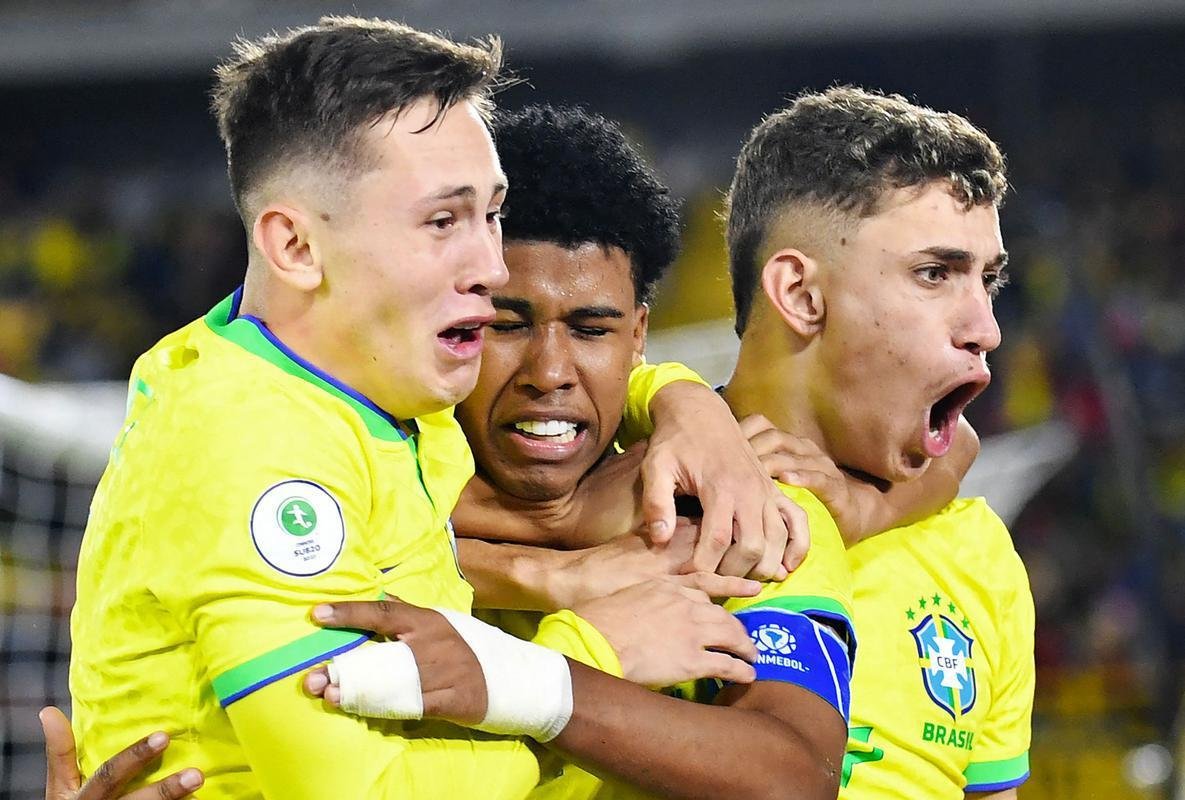 Com gols de Andrey e Pedrinho, Brasil vence Uruguai por 2 a 0 e conquista o ttulo do Sul-Americano Sub-20, na Colmbia