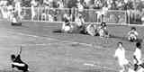 Vasco venceu Cruzeiro por 2 a 1 pela final do Campeonato Brasileiro de 1974. Partida ficou marcada por erro de rbitro Armando Marques, que anulou gol legtimo do volante celeste Z Carlos. Empate no Maracan daria ttulo aos mineiros.