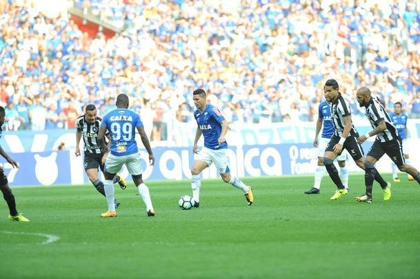 Imagens do jogo entre Cruzeiro e Botafogo, pela 19 rodada do Brasileiro, no Mineiro