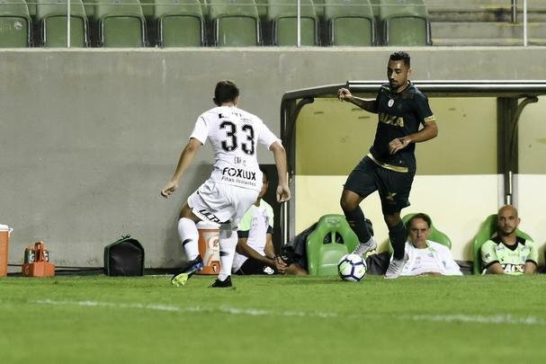 Robinho veio por emprstimo do Fluminense e atuou em 12 jogos pelo Amrica