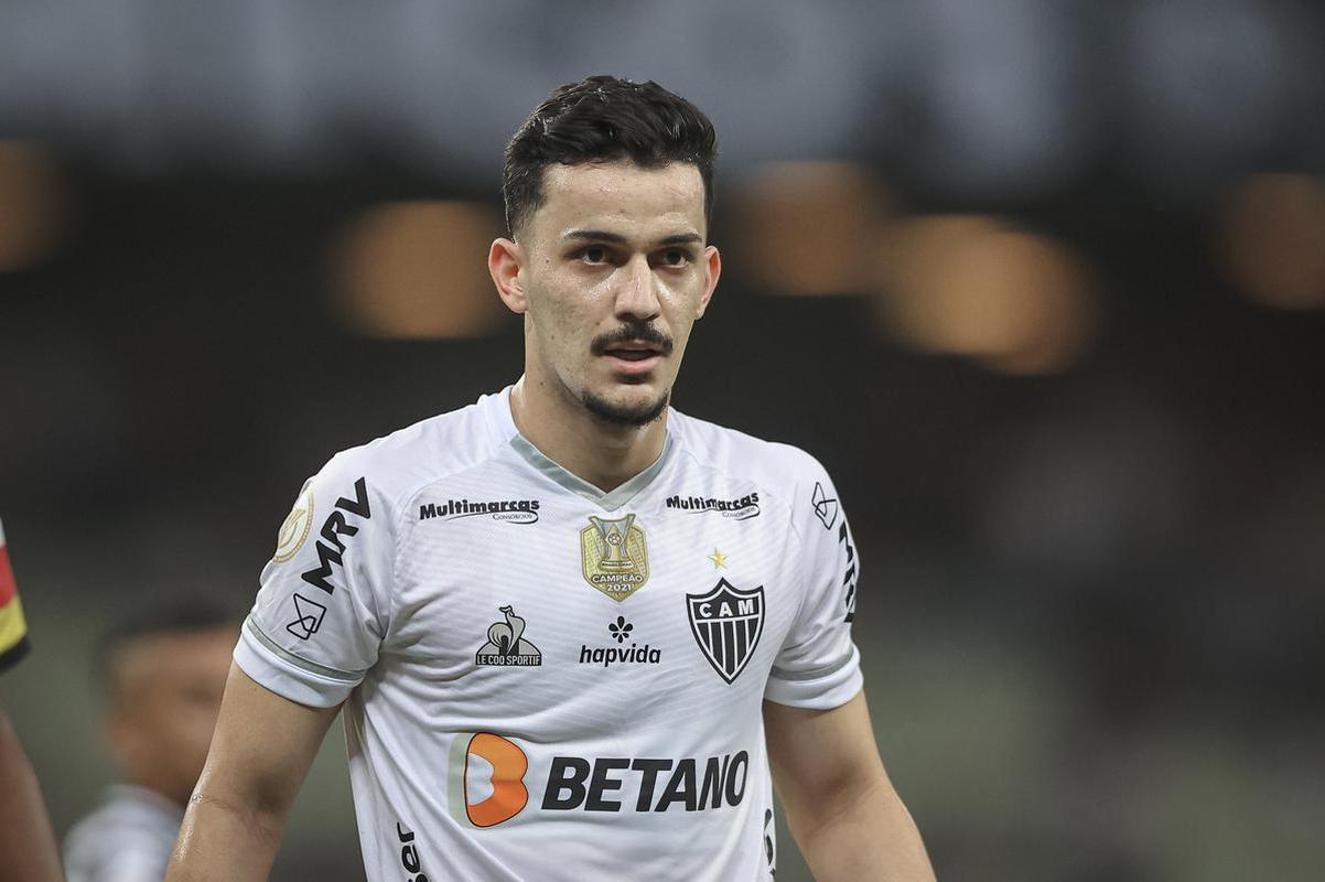 O Atltico visitou o Cear nesta quarta-feira (15), na Arena Castelo, em Fortaleza, pela 12 rodada do Campeonato Brasileiro. Veja as melhores imagens do confronto.