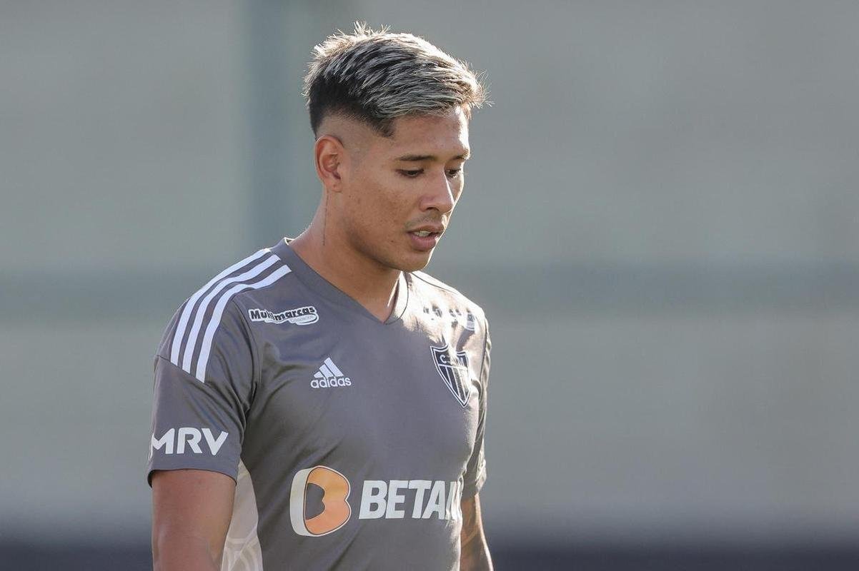 Zaracho (meio-campista)