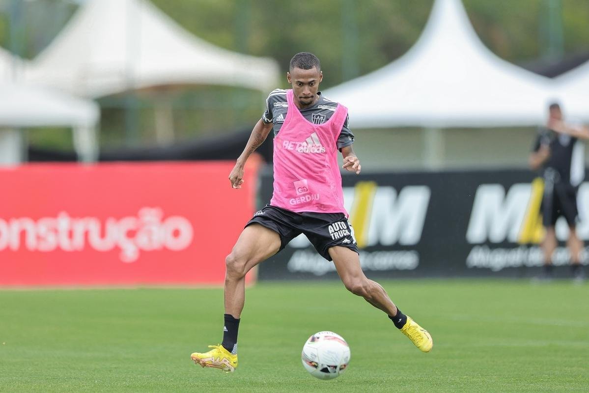 Atltico teve um dia de folga aps o empate com o Cruzeiro no clssico. Elenco de Coudet retomou atividades na Cidade do Galo na tarde desta quarta-feira (15/2).