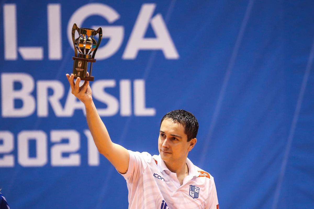 Festa do Minas com a conquista do tetra da Superliga Feminina e premiação dos melhores do torneio edição 2020/2021