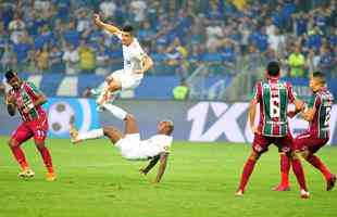 Fotos do jogo entre Cruzeiro e Fluminense, no Mineiro, pela 24 rodada do Brasileiro