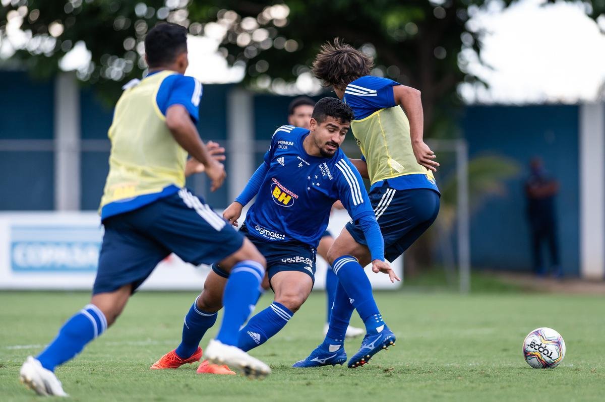 Imagens do primeiro treino do Cruzeiro antes do jogo contra o Cuiabá, pela Série B do Campeonato Brasileiro