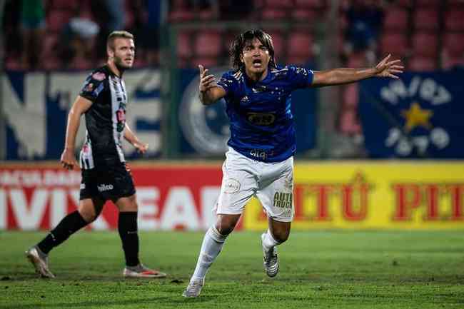 Vice-artilheiro do Cruzeiro em 2021, Moreno marcou apenas 9 gols desde que retornou ao clube no ano passado
