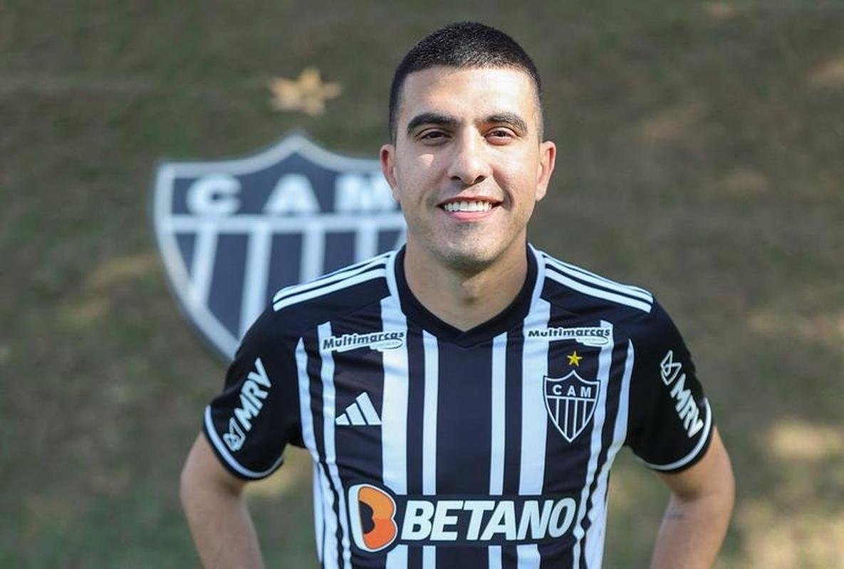 Rodrigo Battaglia - O volante argentino estava no Mallorca, da Espanha, e custou cerca de R$ 4,4 milhes aos cofres do Atltico