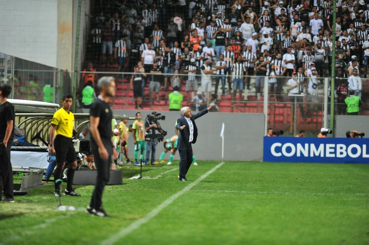 Fotos do duelo entre Atltico e La Equidad pela Copa Sul-Americana, no Independncia