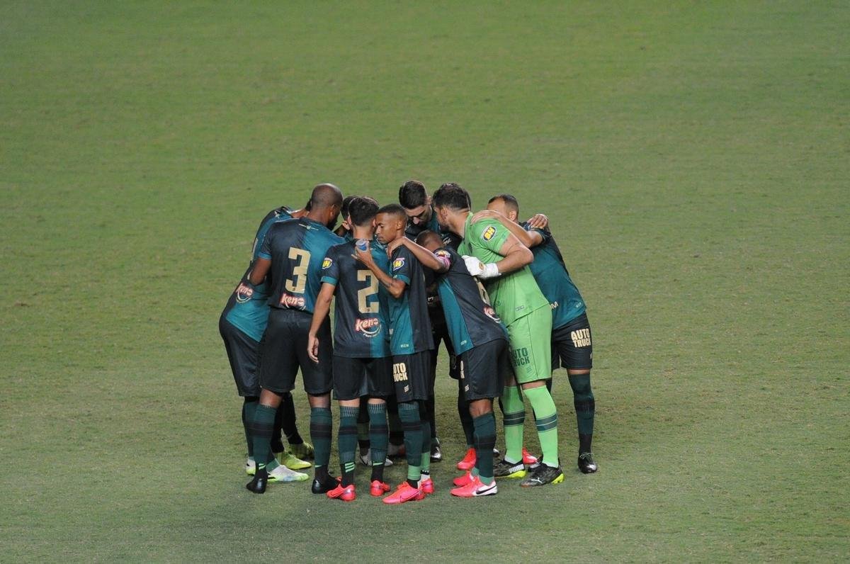 Fotos da vitria da Caldense sobre o Amrica, por 1 a 0, no Independncia, em Belo Horizonte, pela quarta rodada do Campeonato Mineiro de 2021. Atacante Amarildo marcou o nico gol da partida,
