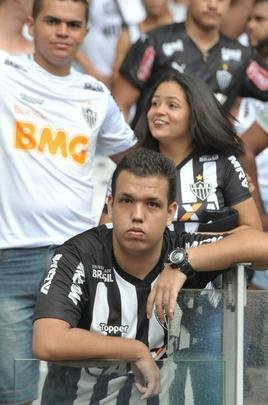 Fotos da torcida do Atltico na primeira final do Mineiro, contra o Cruzeiro, no Mineiro
