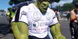 Craque do título brasileiro, Hulk se tornou ídolo da torcida do Atlético e iniciou uma verdadeira 'Hulkmania' em BH. Camisas, máscaras e bonecos do herói podem ser vistos em todos os cantos da capital 