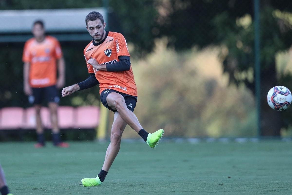 Com novo uniforme de treino, Atlético fechou nesta sexta-feira sua preparação para enfrentar o Athletic, às 19h deste sábado, no Independência, pela 11ª rodada do Campeonato Mineiro