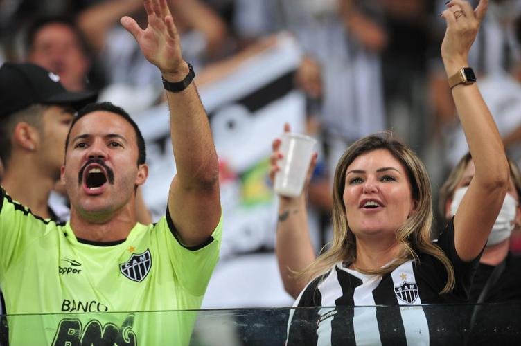 Fotos da torcida do Galo no Mineiro durante a semifinal da Copa Libertadores entre Atltico e Palmeiras (Alexandre Guzanshe/EM/DAPress 28/9/2021)