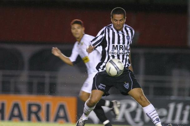 Jales - 2006 - 4 jogos / 0 gols