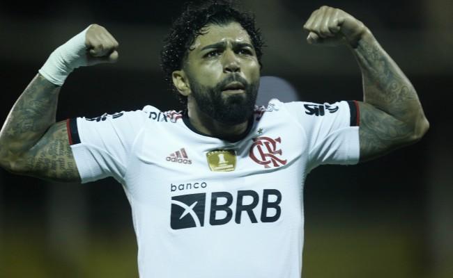 Gabriel entrou na lista dos dez maiores artilheiros da história do Flamengo