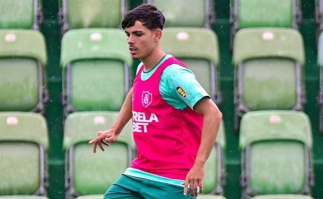 Thalys - lateral-direito de 23 anos: emprestado ao So Jos-RS at 05/09/2023