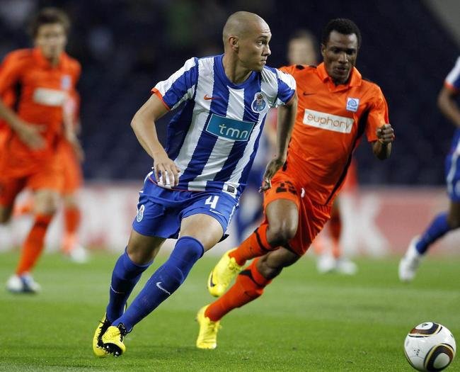 Maicon defendeu o Porto de 2009 a 2016