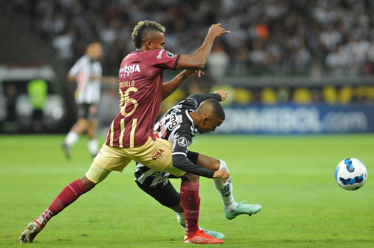 Atltico e Tolima se enfrentaram na noite desta quarta-feira (25), no Mineiro, em Belo Horizonte. A partida foi vlida pela 6 rodada da fase de grupos da Copa Libertadores da Amrica.