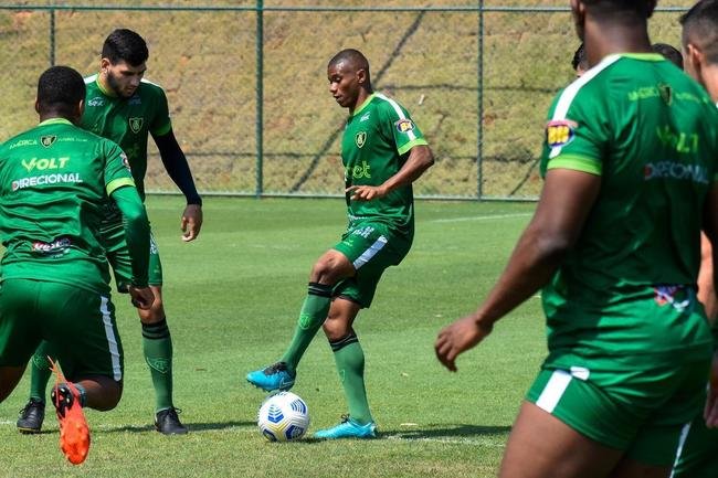 Fotos do treino do Am�rica no CT Lanna Drumond nesta sexta-feira (01/10)