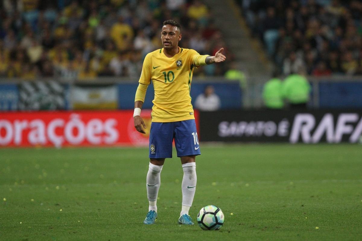 Brasil e Equador se enfrentaram, na Arena do Grmio, pela 15 rodada das Eliminatrias para a Copa