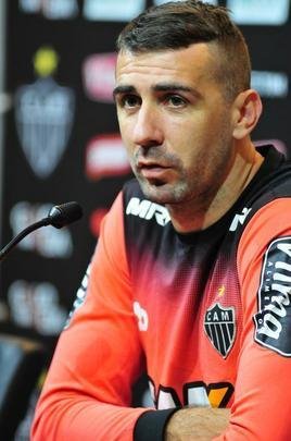 Lucas Pratto participou da entrevista coletiva