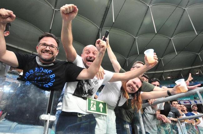 Fotos da festa do Atltico na Fonte Nova, em Salvador, com a vitria por 3 a 2 sobre o Bahia, de virada. Galo chega ao bicampeonato brasileiro aps 50 anos.