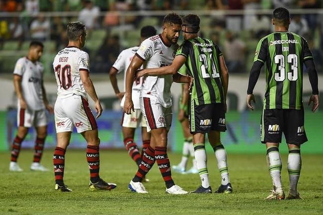 No Independncia, Flamengo vence Amrica por 2 a 1 em duelo pela 33 rodada do Campeonato Brasileiro 