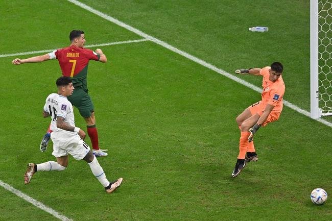 Duelo pela 2 rodada do Grupo H da Copa do Mundo acontece no Estdio Icnico de Lusail, em Lusail, no Catar