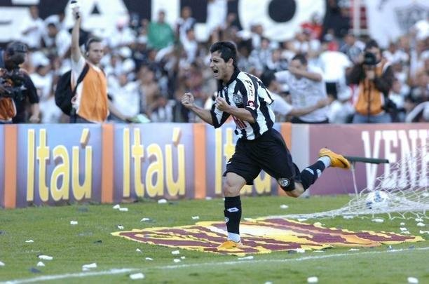 2008 - O nmero de gols marcados pelo Atltico foi o mesmo da temporada anterior: 98. Desta vez, o artilheiro foi Danilinho, com 12 gols